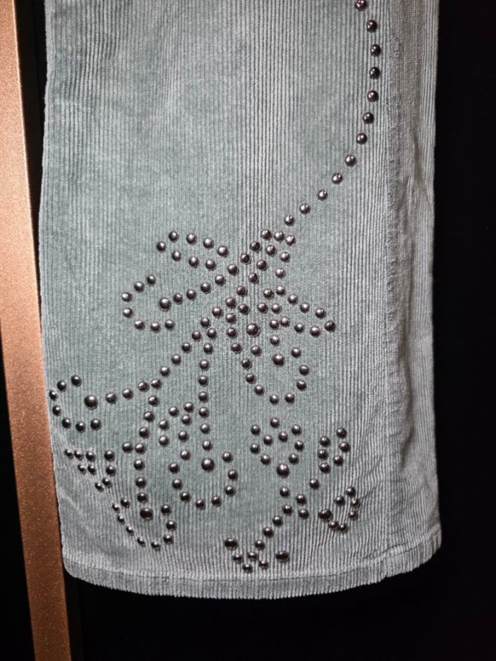 NWT Pilcro Essential Flare Mid-Rise Studded Corduroy Jeans in Moss 31 - Picture 3 of 10